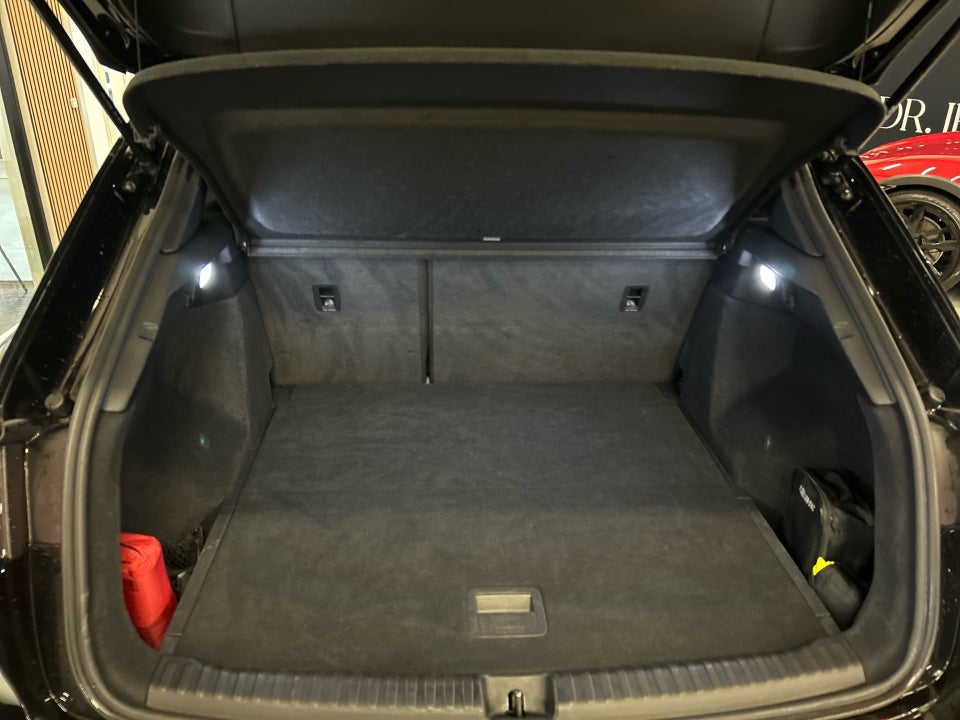 Audi Q4 e-tron 40 S-line 5d