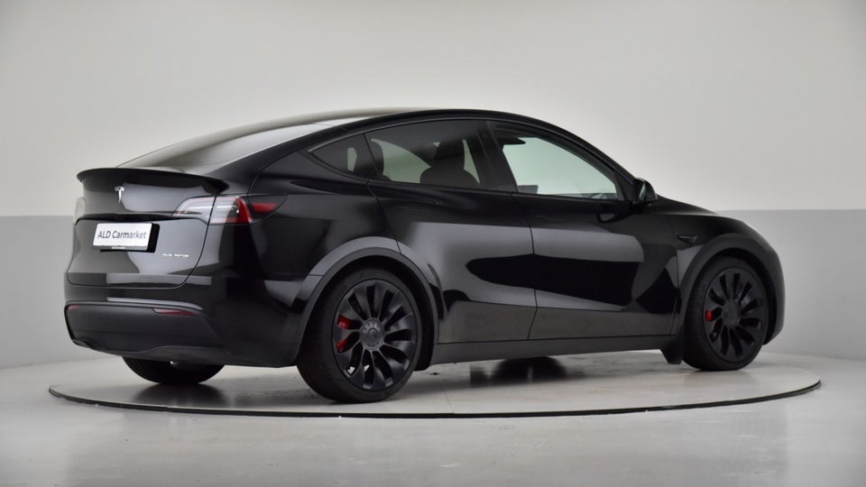 Tesla Model Y Performance AWD 5d