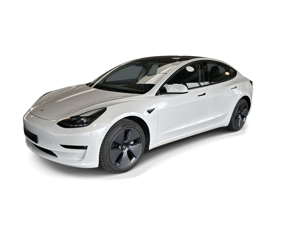Tesla Model 3 Long Range AWD 4d