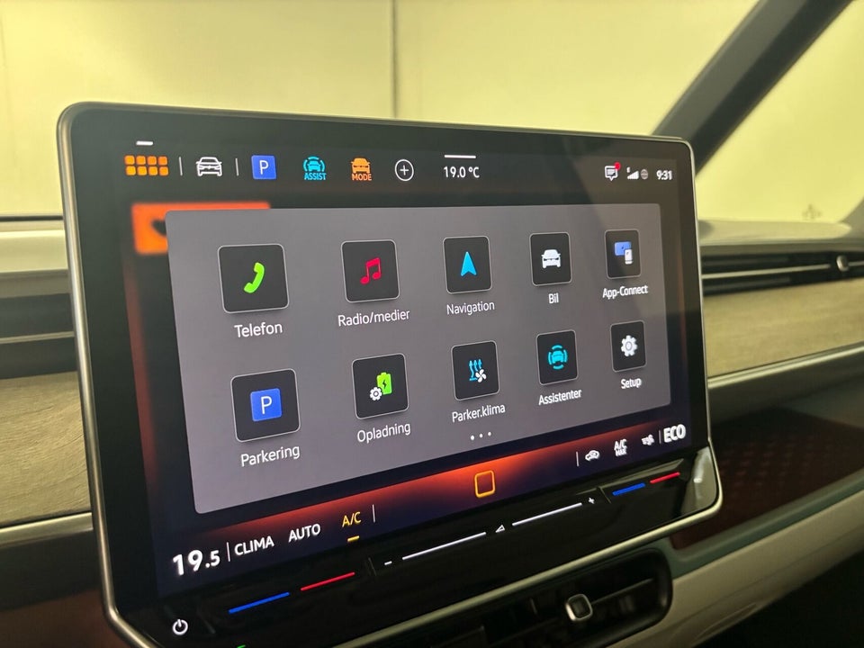 VW ID.Buzz 86 Style 7prs LWB 5d