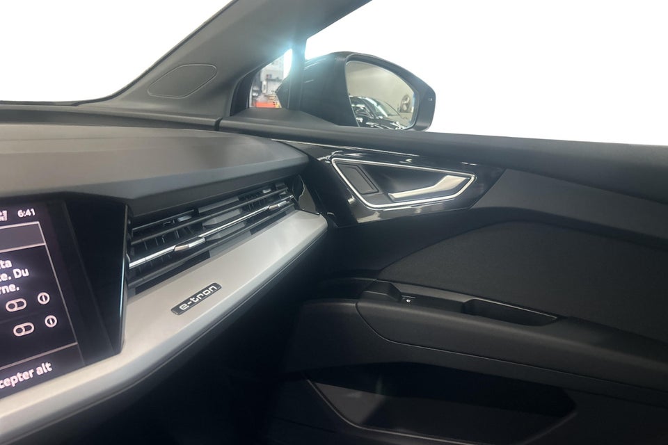 Audi Q4 e-tron 45 Progress 5d
