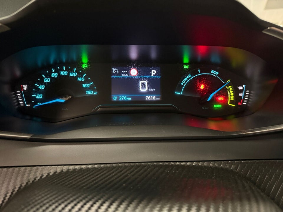 Peugeot e-208 50 Style 5d