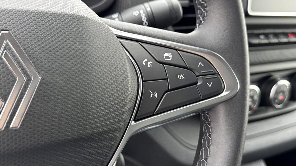 Renault Trafic 2,0 dCi 130 L2H1 Tekno