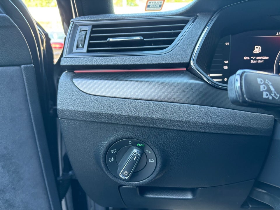 Skoda Superb 1,4 TSi iV Sportline DSG 5d