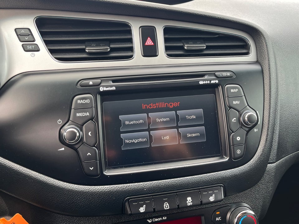 Kia Ceed 1,4 CVVT Family+ SW 5d