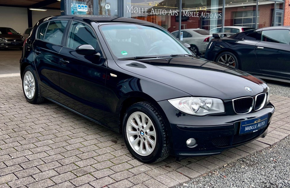 BMW 116i 1,6 Advantage 5d