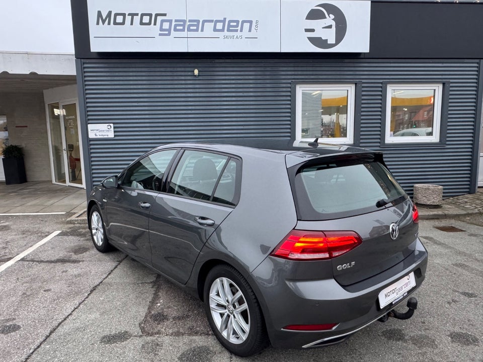 VW Golf VII 1,5 TSi 130 Comfortline 5d