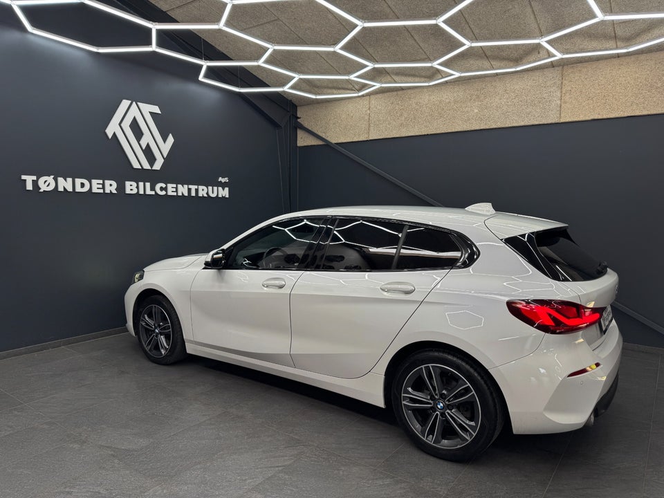 BMW 118d 2,0 Sport Line aut. 5d