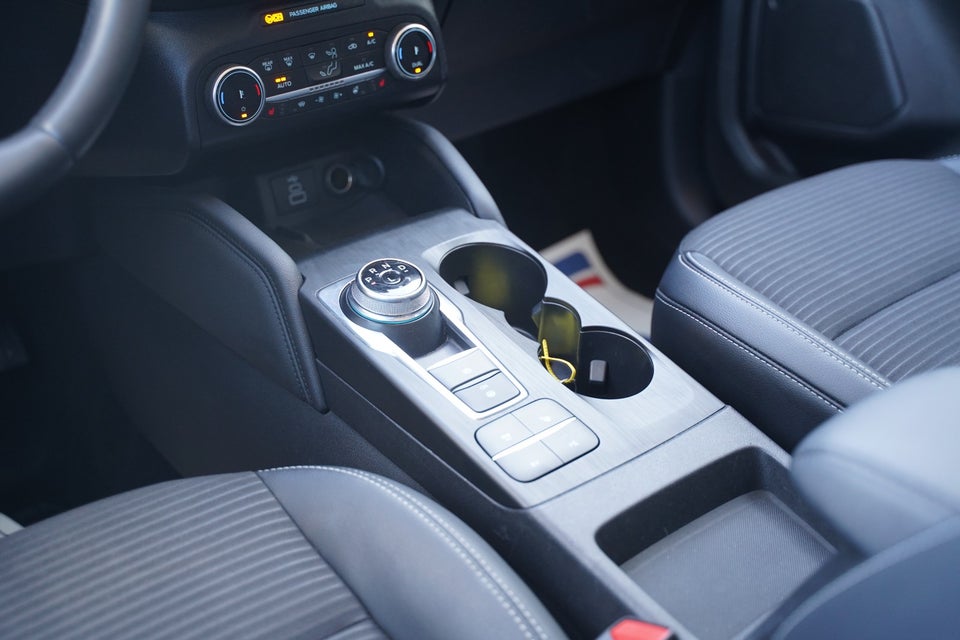 Ford Kuga 2,5 PHEV Titanium CVT 5d