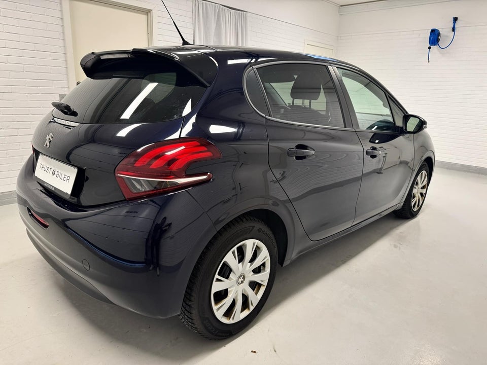 Peugeot 208 1,6 BlueHDi 100 Allure 5d