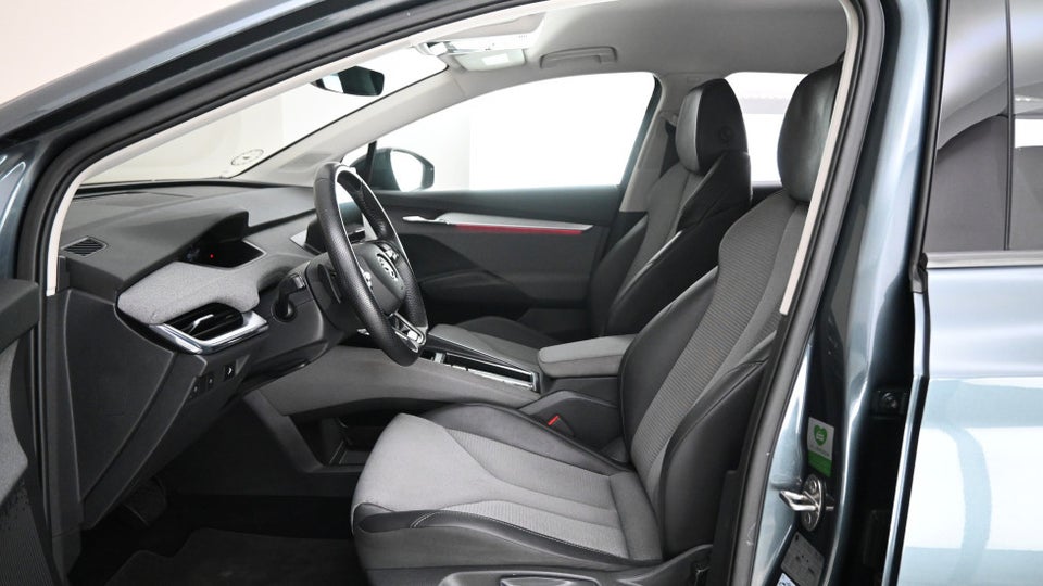 Skoda Enyaq 60 iV Plus 5d