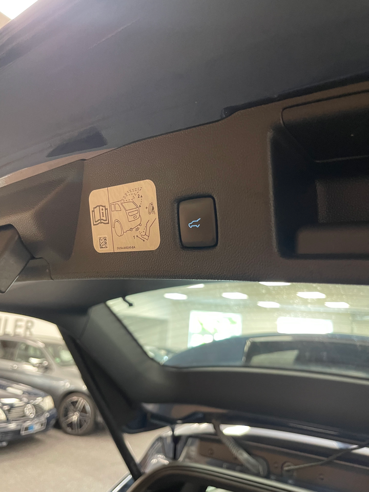 Ford Kuga 2,5 PHEV ST-Line CVT 5d