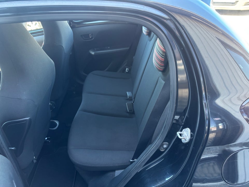Citroën C1 1,0 VTi Feel 5d