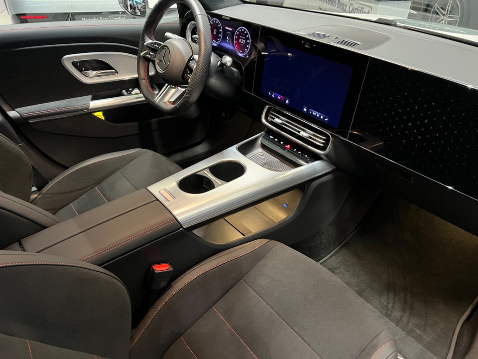 Mercedes CLA250+ EQ AMG Advance Plus 4d