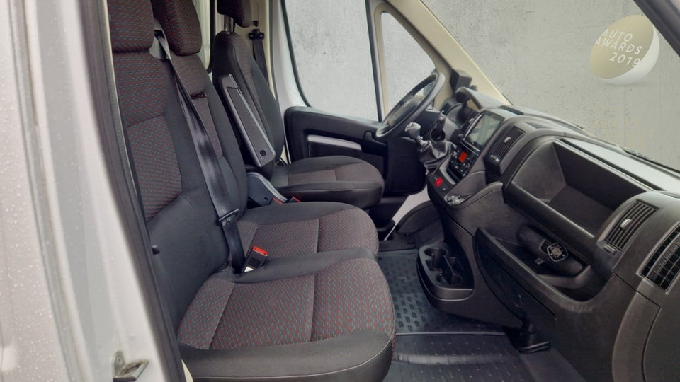 Peugeot Boxer 335 2,2 BlueHDi 140 L3 Alukasse m/lift