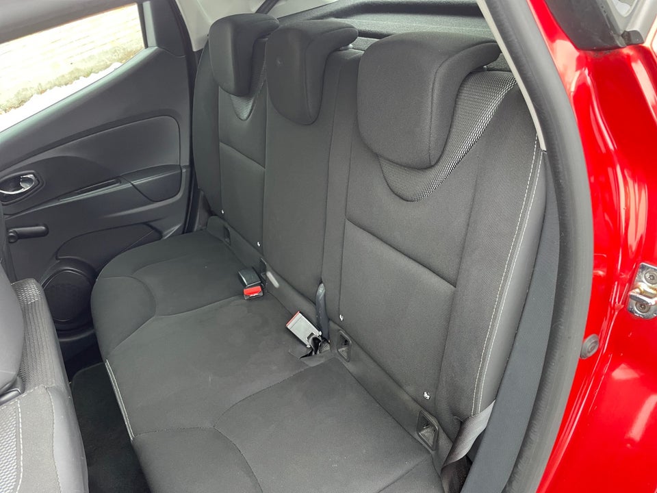 Renault Clio IV 1,5 dCi 90 Expression 5d