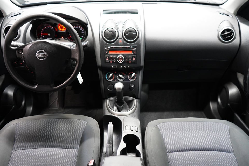 Nissan Qashqai 1,6 Acenta 5d
