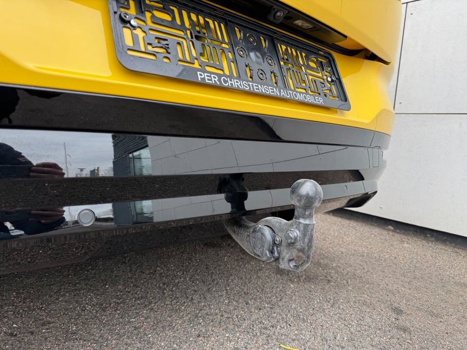 Ford Capri 77 Premium Extended Range 5d