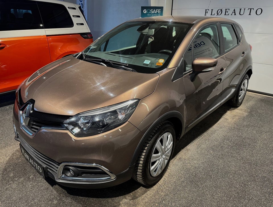 Renault Captur 0,9 TCe 90 Expression 5d