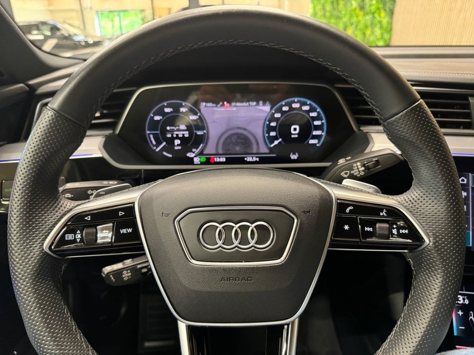 Audi e-tron 55 S-line Sportback quattro 5d