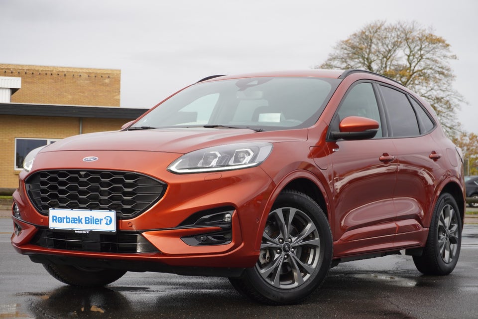 Ford Kuga 2,5 PHEV ST-Line CVT 5d