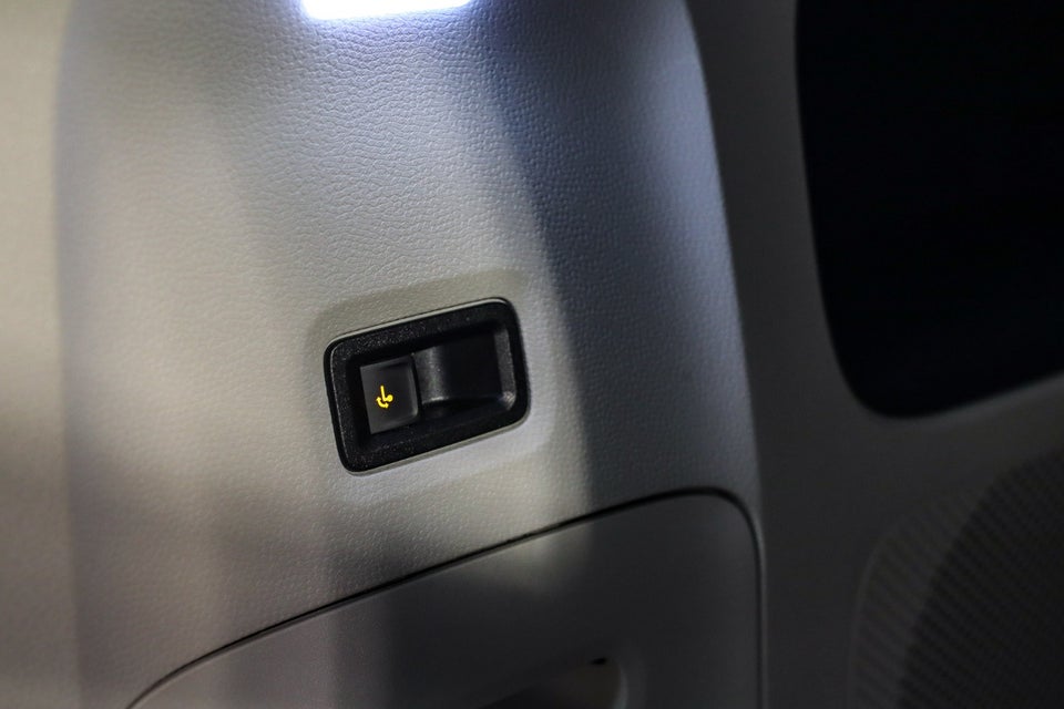 VW ID.Buzz 77 Pro Design SWB 5d