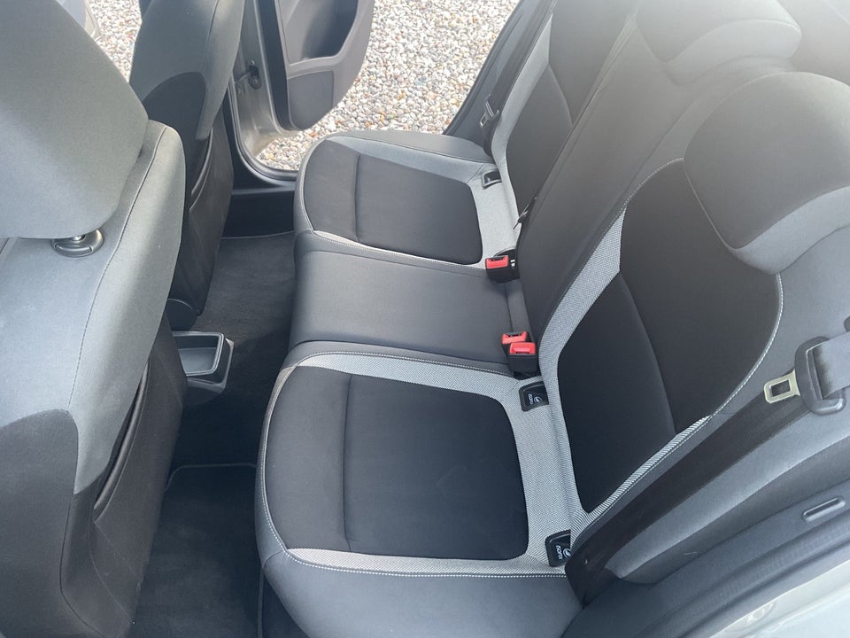 Skoda Fabia 1,2 TSi 110 Ambition Combi 5d