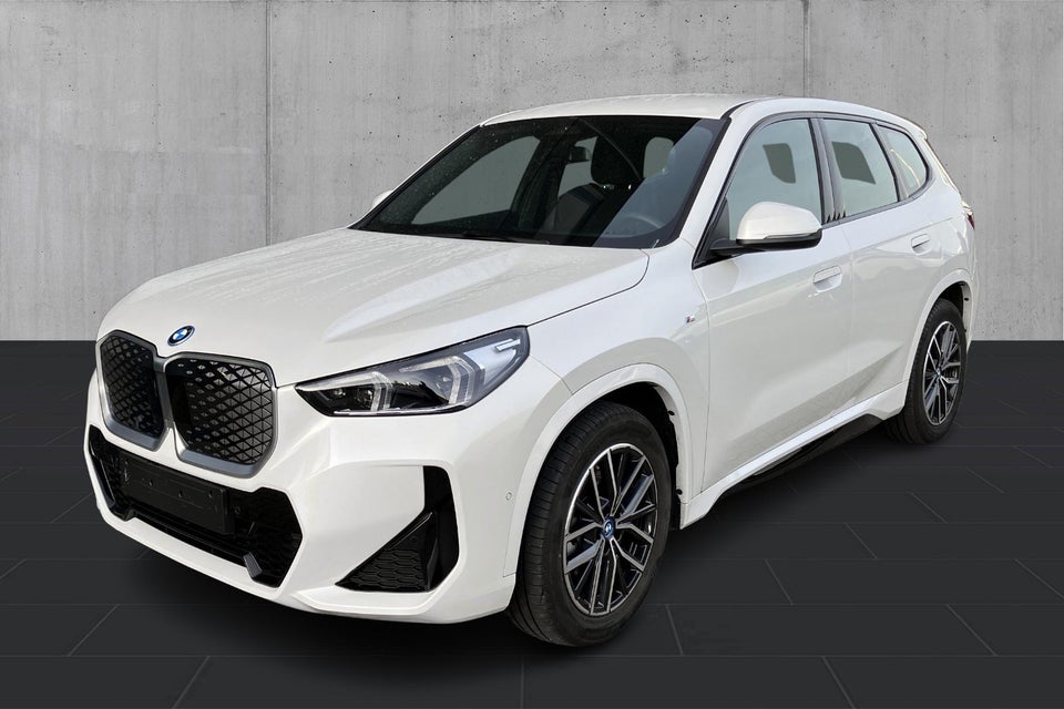 BMW iX1 eDrive20 M-Sport 5d