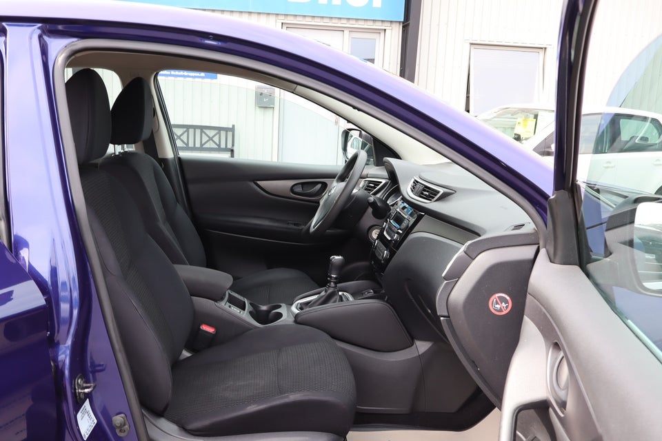 Nissan Qashqai 1,2 Dig-T 115 Tekna 5d