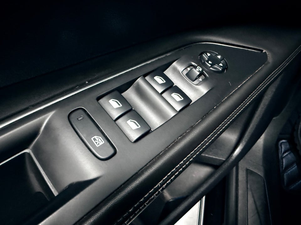 Peugeot 3008 1,6 BlueHDi 120 Allure 5d