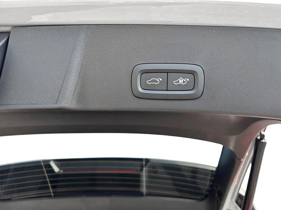 Volvo EX40 Extended Range Core 5d