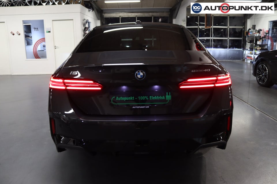 BMW i5 eDrive40 M-Sport 4d