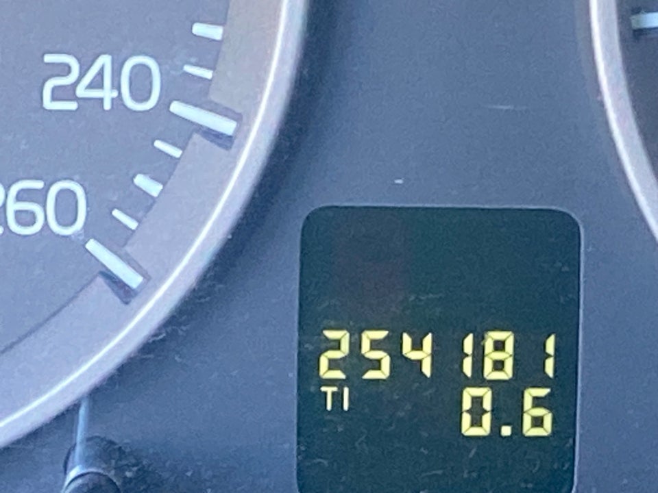 Volvo V50 1,6 Kinetic 5d