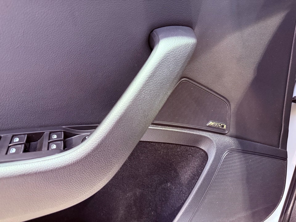 Skoda Superb 2,0 TDi 150 Style Combi 5d