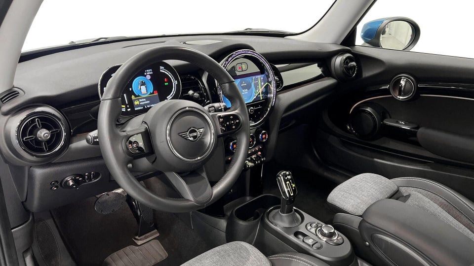 MINI Cooper SE Classic Trim 3d