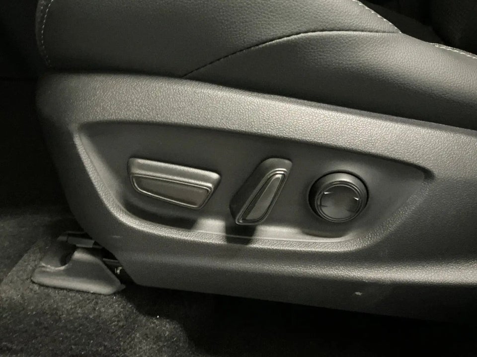 Toyota bZ4X 73 Active 5d