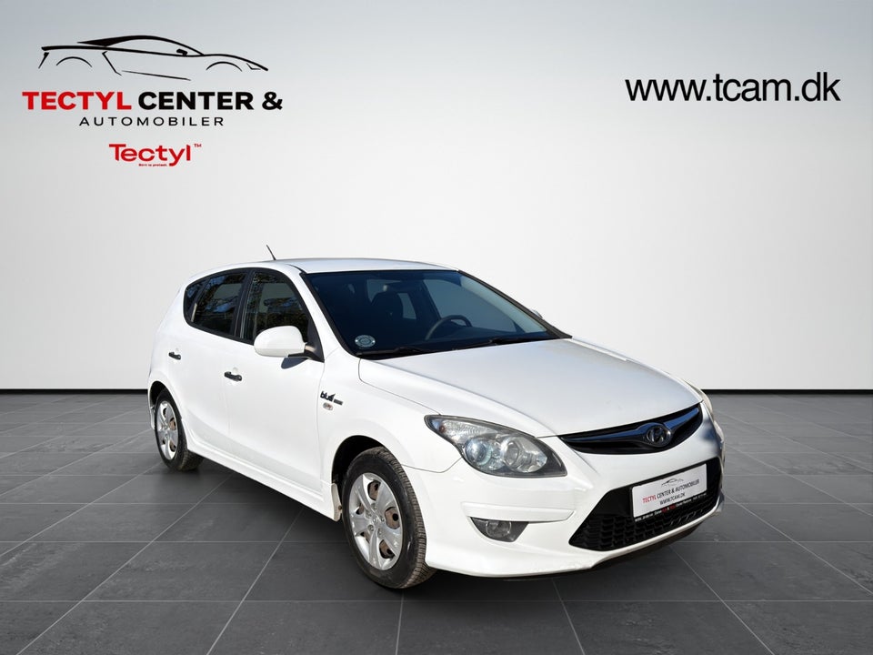 Hyundai i30 1,6 CRDi 90 Classic Eco 5d