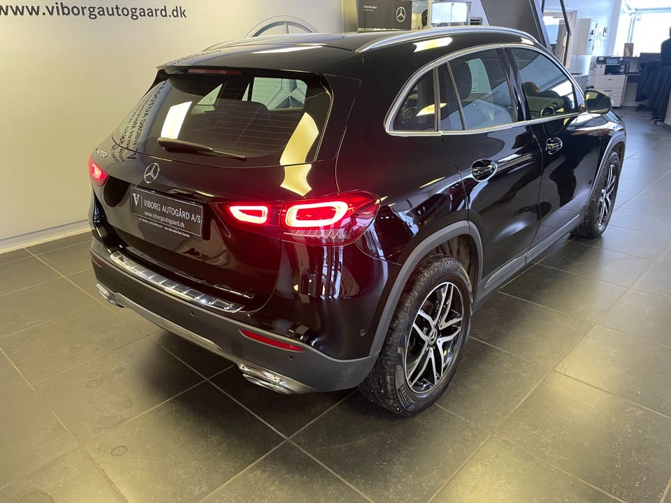 Mercedes GLA200 1,3 Progressive Line aut. 5d