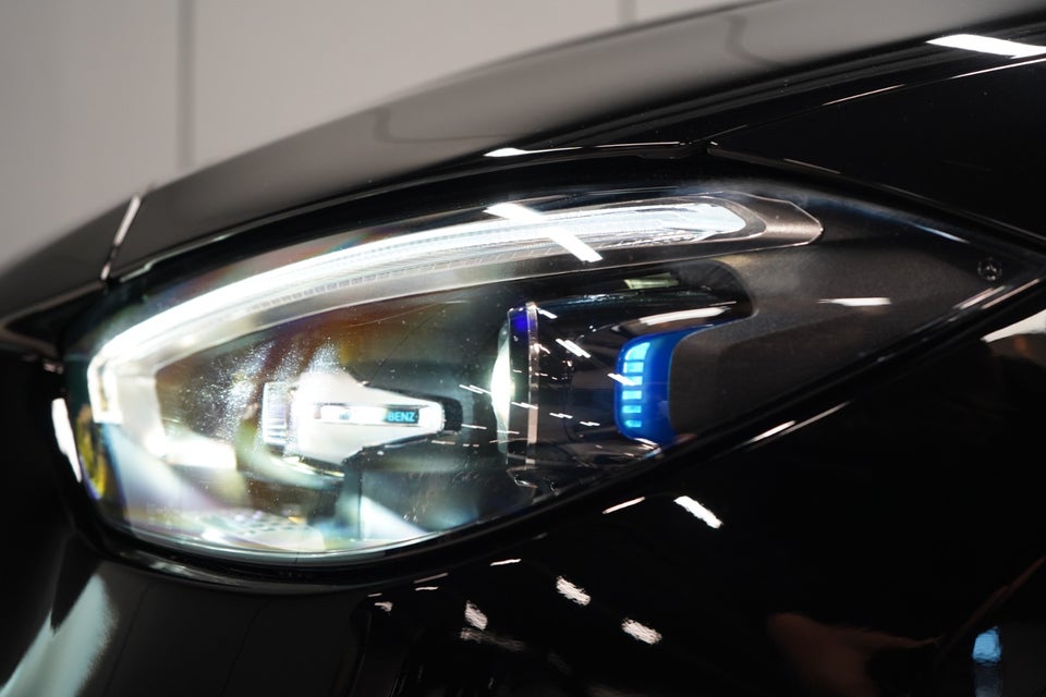 Mercedes C300 2,0 Advantage AMG stc. aut. 5d