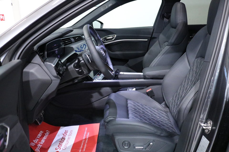 Audi Q8 e-tron 55 S-line Sportback quattro 5d