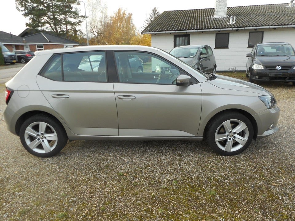 Skoda Fabia 1,2 TSi 110 Style 5d