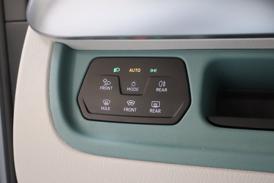 VW ID.Buzz 77 Pro SWB 5d