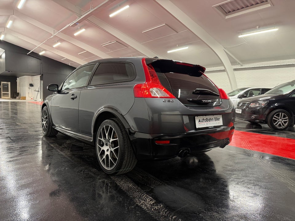 Volvo C30 2,0 Kinetic 3d
