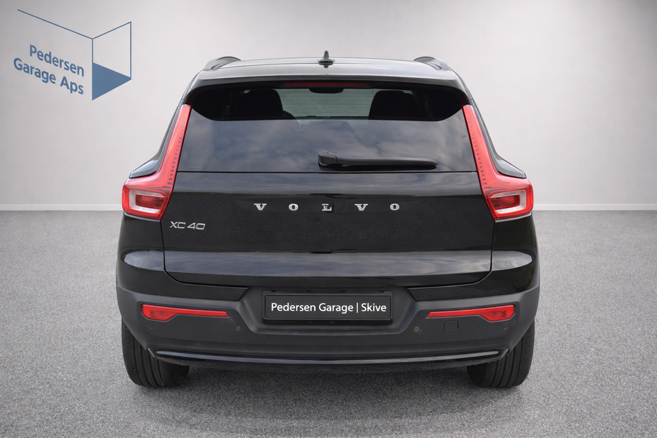 Volvo XC40 ReCharge Extended Range Plus 5d