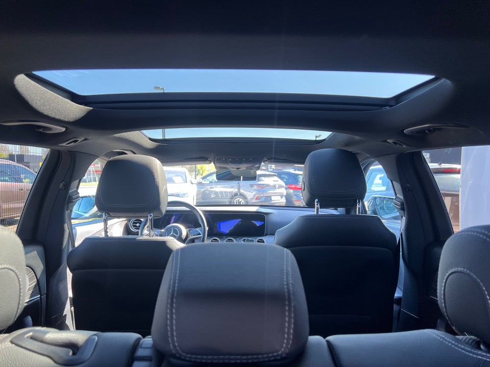 Mercedes E300 de 2,0 AMG Line Night Edition stc. aut. 5d