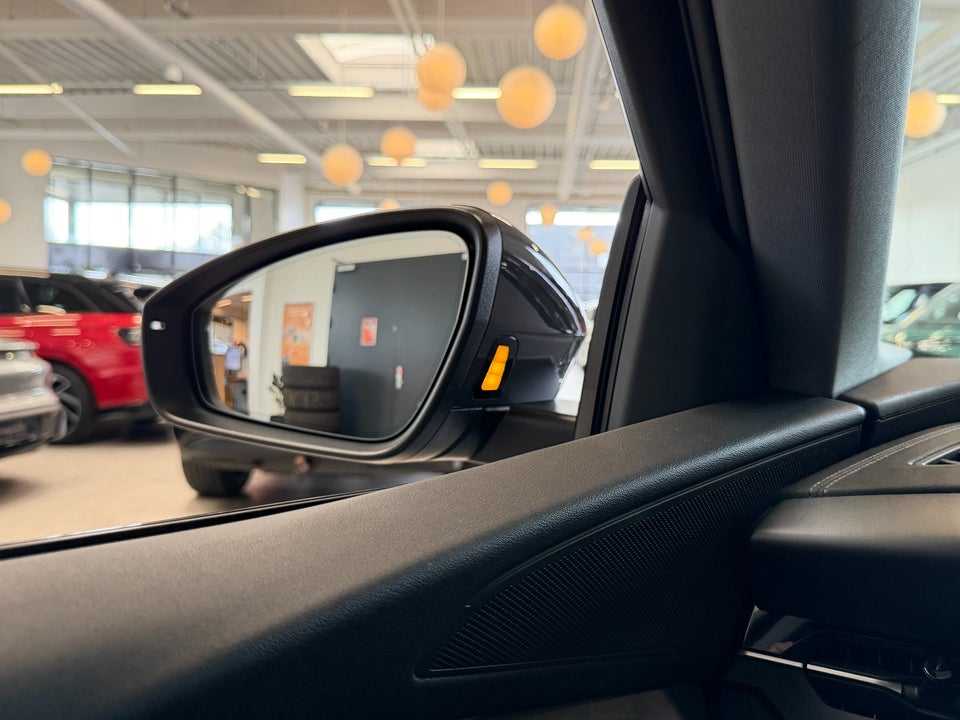 Audi Q6 e-tron Progress 5d