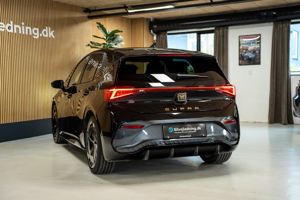 Cupra Born 77 Pasión 5d