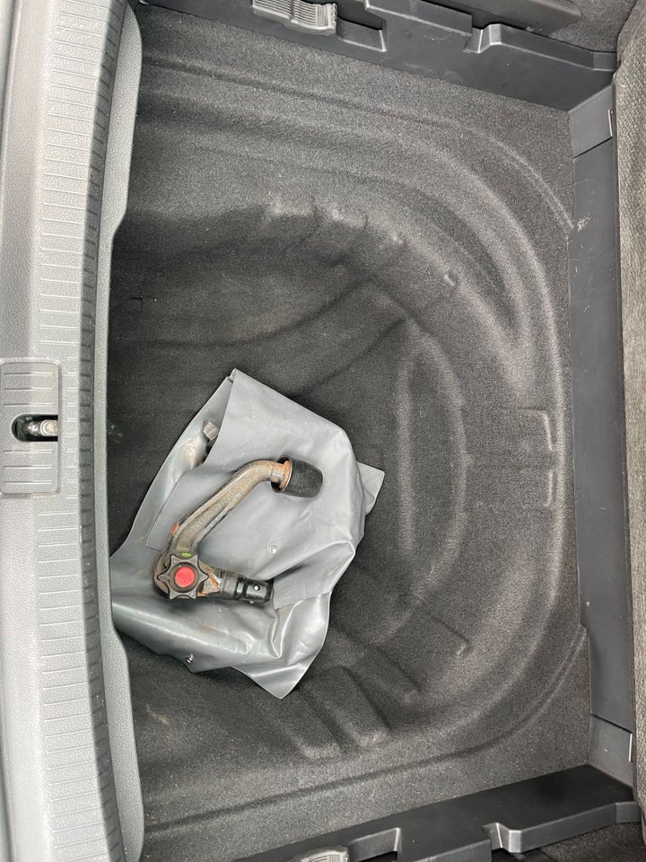 VW Golf VII 1,5 TSi 150 Highline Variant DSG 5d