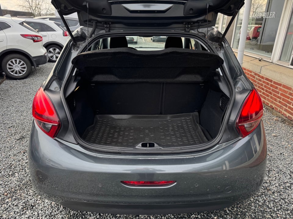 Peugeot 208 1,6 BlueHDi 100 Allure 5d