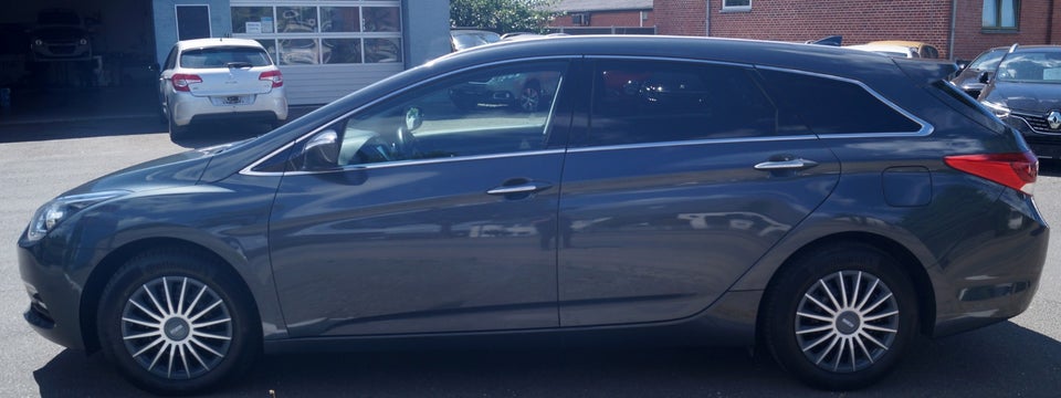 Hyundai i40 1,7 CRDi 141 Premium CW 5d